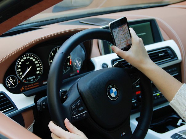 В Беларуси заработала мобильная соцсеть для водителей «Carnet»